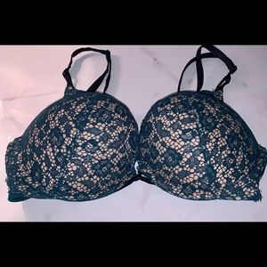 Victoria’s Secret Very Sexy Plunge Bra